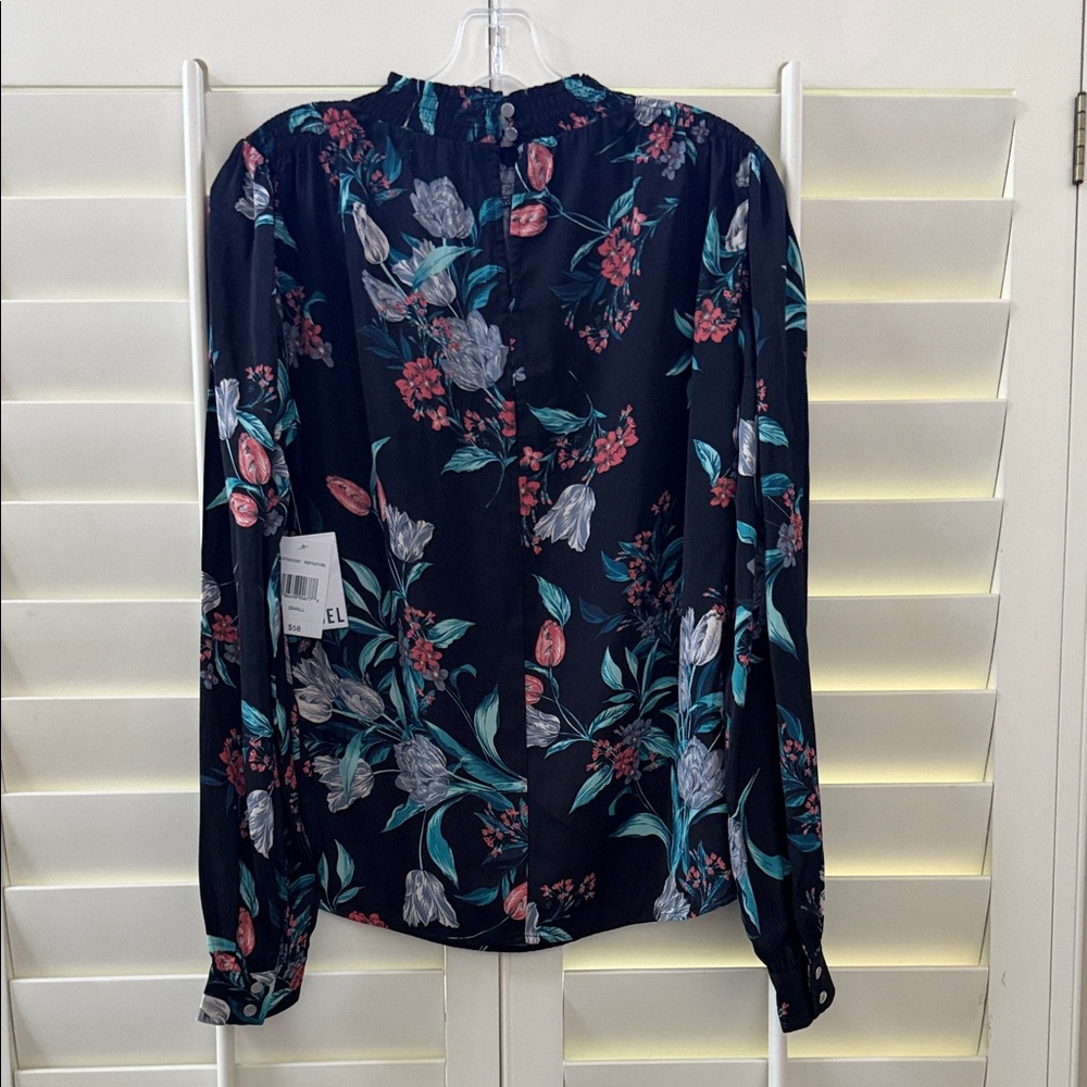 Tinsel Black Floral Blouse - Picture 4 of 5